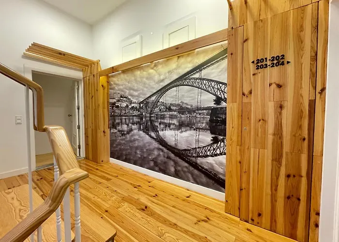 波尔图中心住宿酒店 *